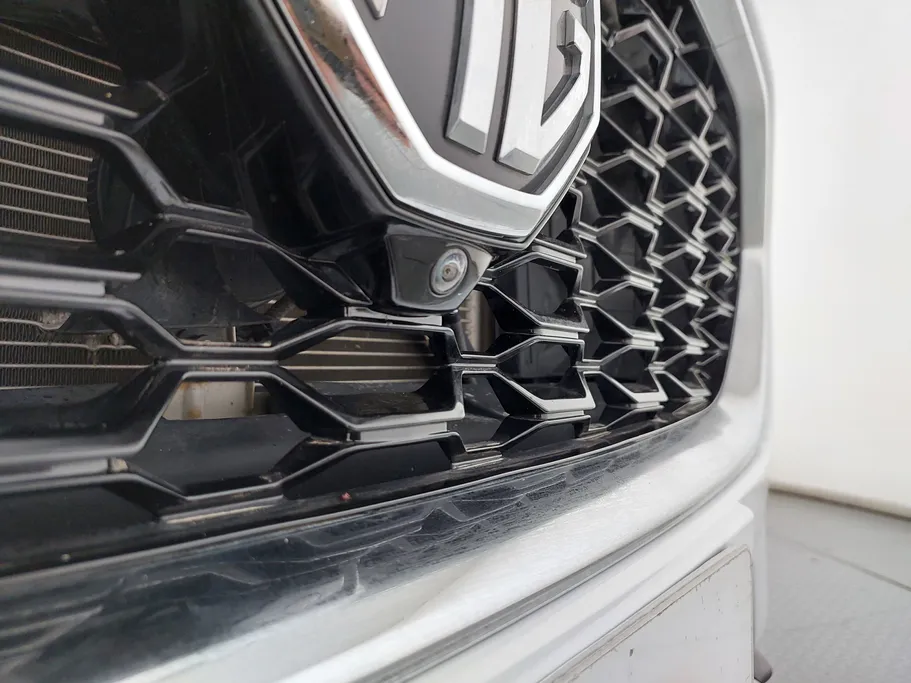 2023 MG ZS LUX 