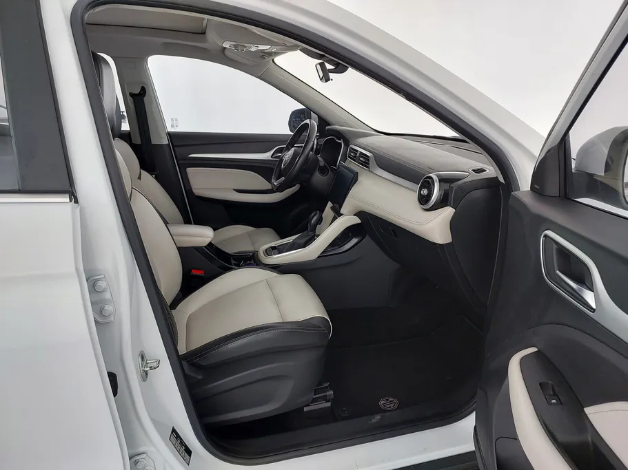 2023 MG ZS LUX 