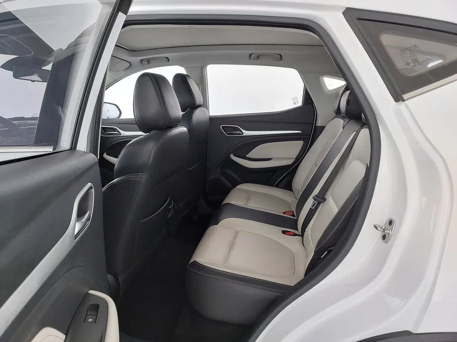 2023 MG ZS LUX 