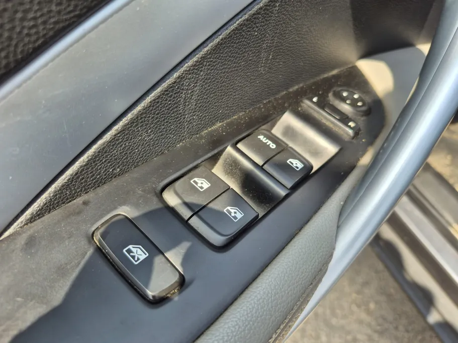 2023 Chevrolet Groove LT 