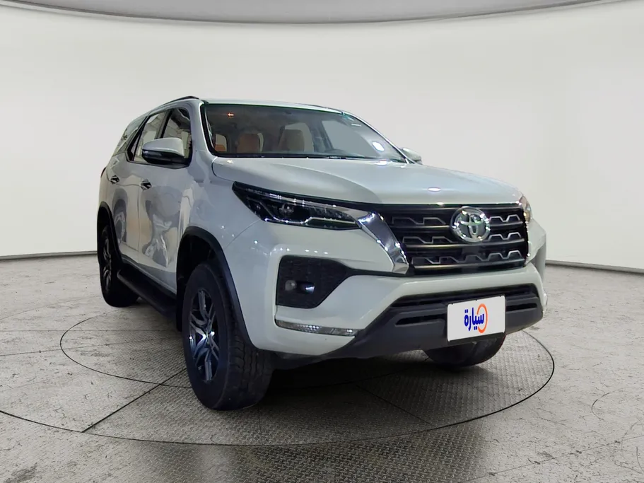 2023 Toyota Fortuner VX 