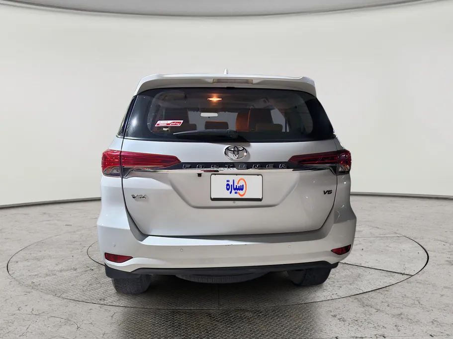 2023 Toyota Fortuner VX 