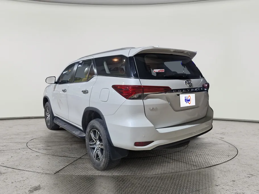 2023 Toyota Fortuner VX 