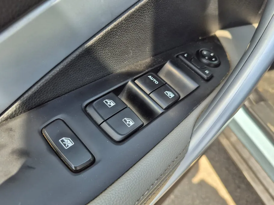 2023 Chevrolet Groove LT 