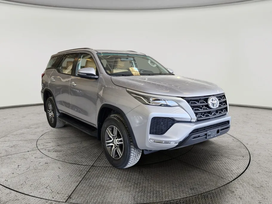 2023 Toyota Fortuner GX 