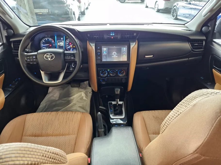 2023 Toyota Fortuner GX 