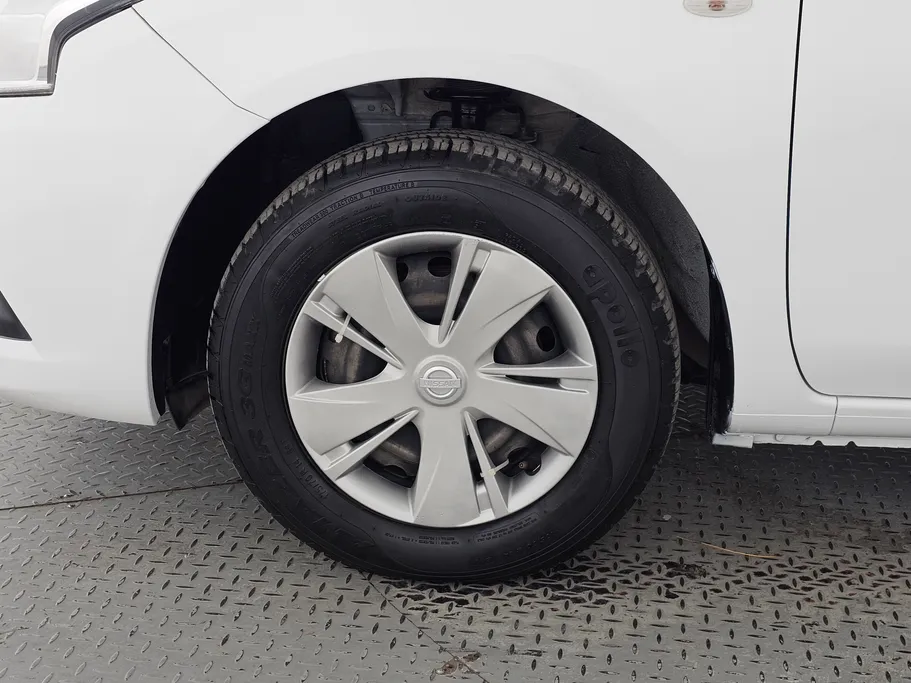 2020 Nissan Sunny SV 