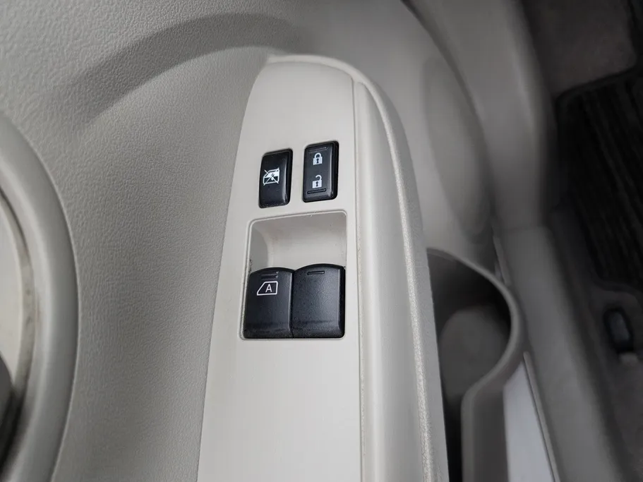2020 Nissan Sunny SV 