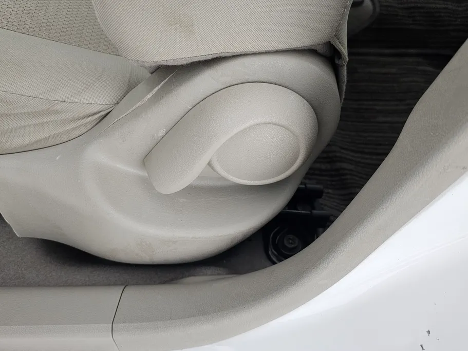 2020 Nissan Sunny SV 