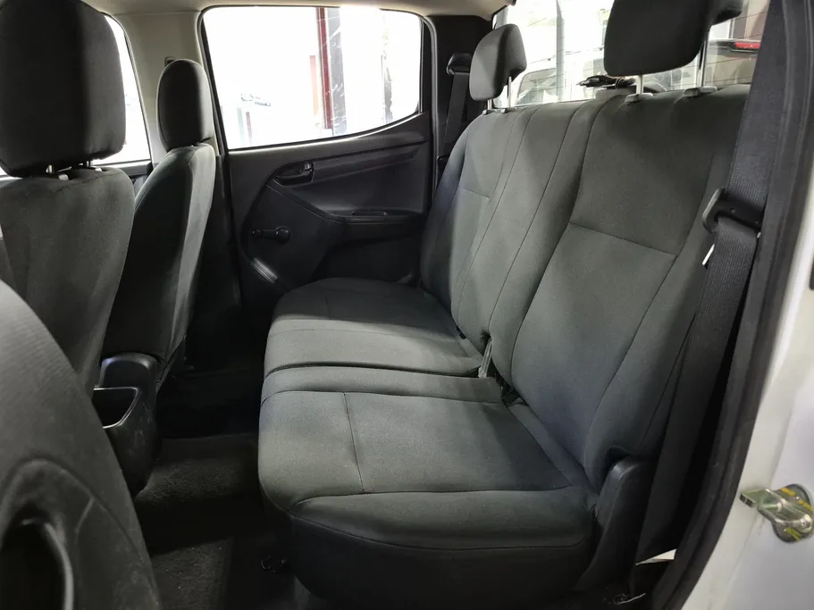 2023 Isuzu D-max DC 4x2 Diesel 