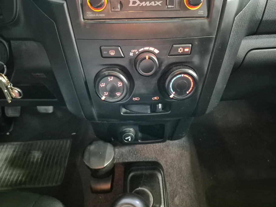 2023 Isuzu D-max DC 4x2 Diesel 