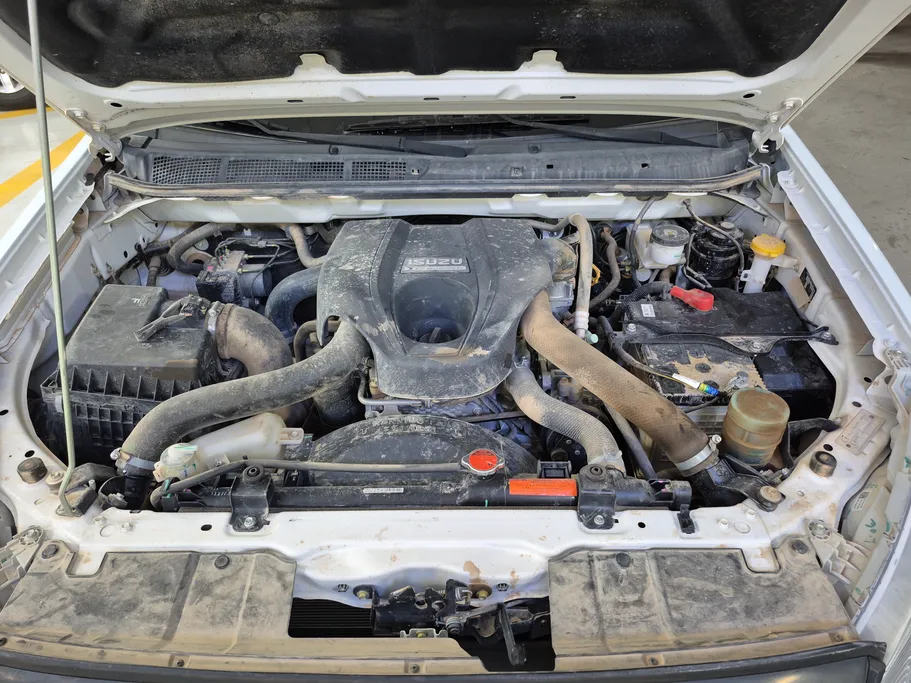 2023 Isuzu D-max DC 4x2 Diesel 