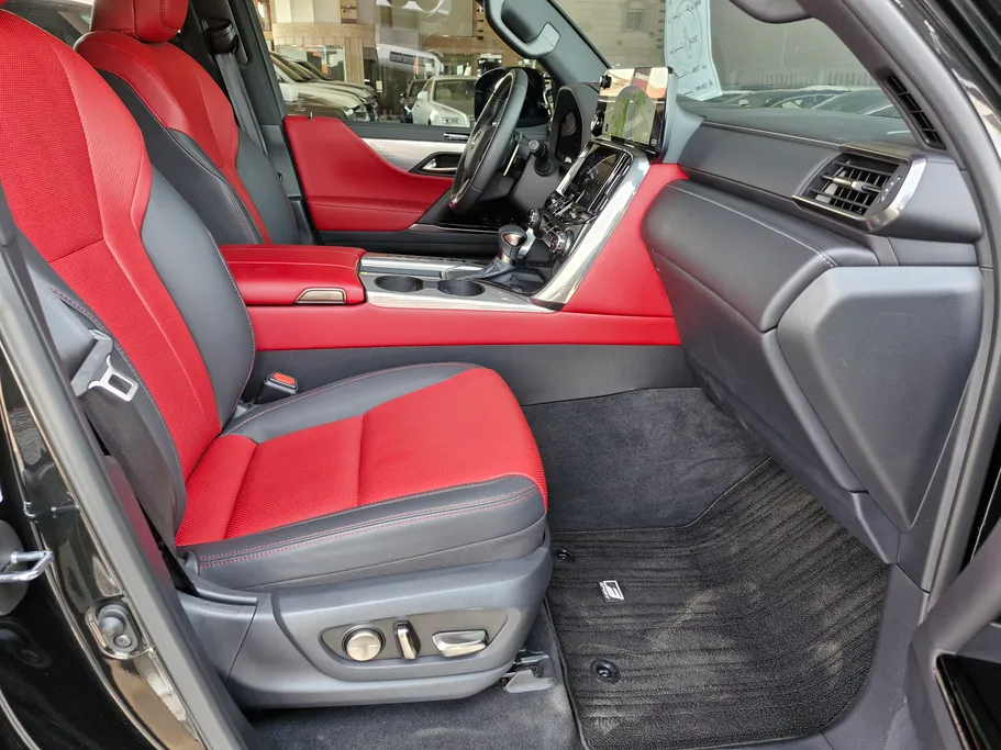 2024 Lexus LX 600 FF F-Sport 