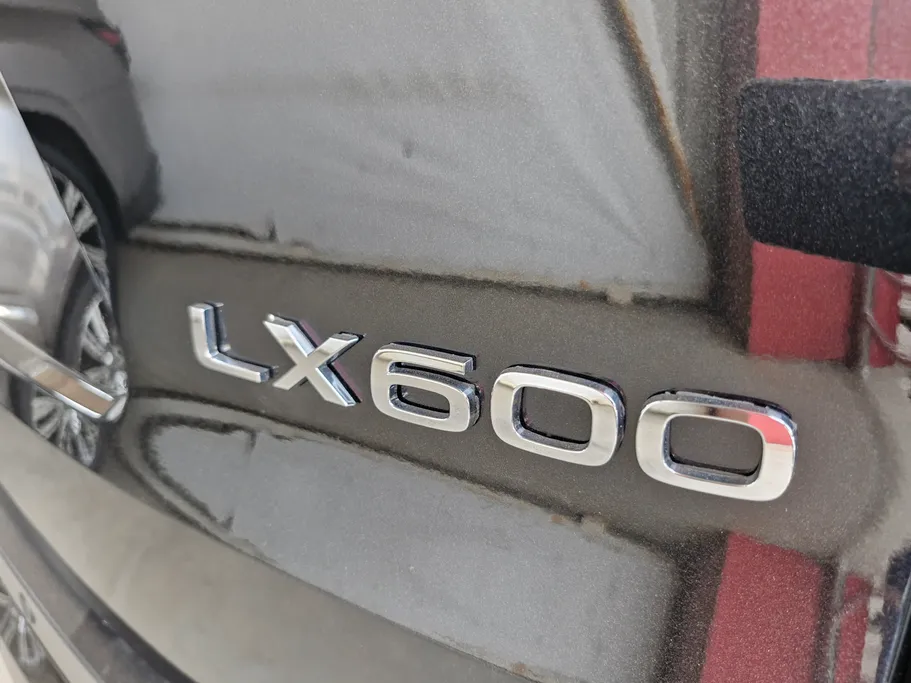 2024 Lexus LX 600 FF F-Sport 