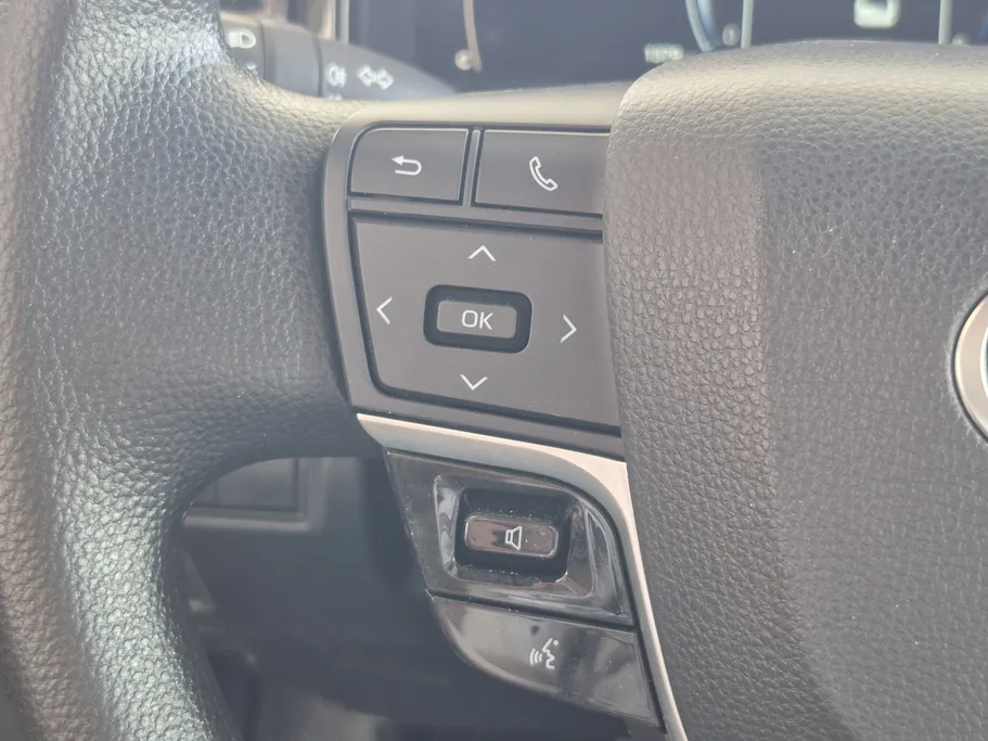 2025 Toyota Camry  E 