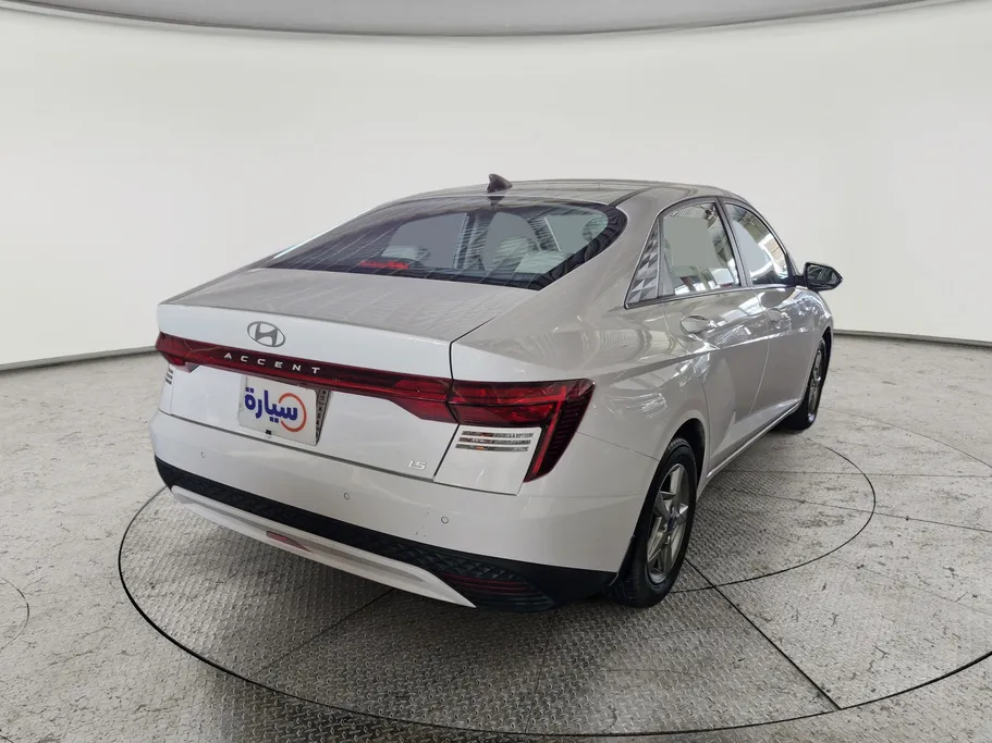 2024 Hyundai Accent Fleet 