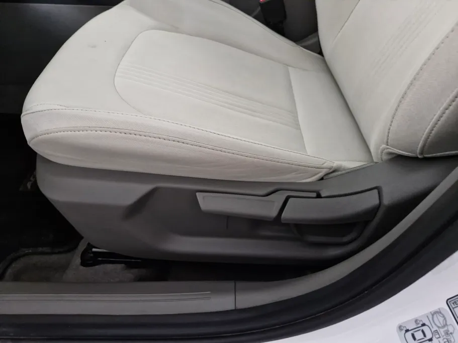 2024 Hyundai Accent Fleet 