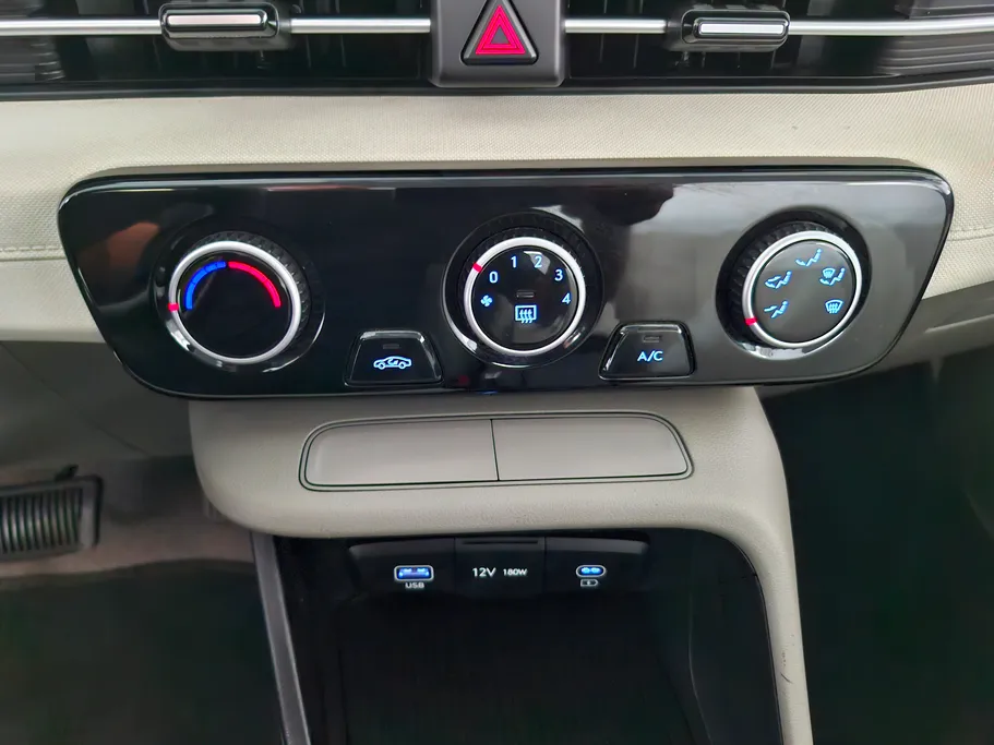 2024 Hyundai Accent Fleet 