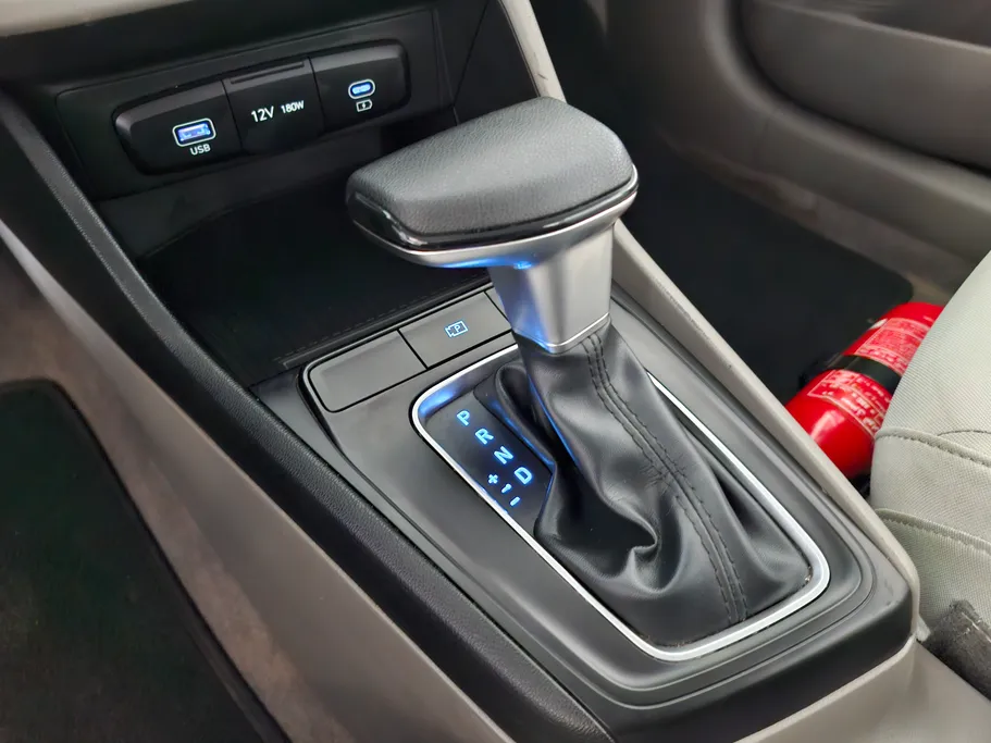 2024 Hyundai Accent Fleet 