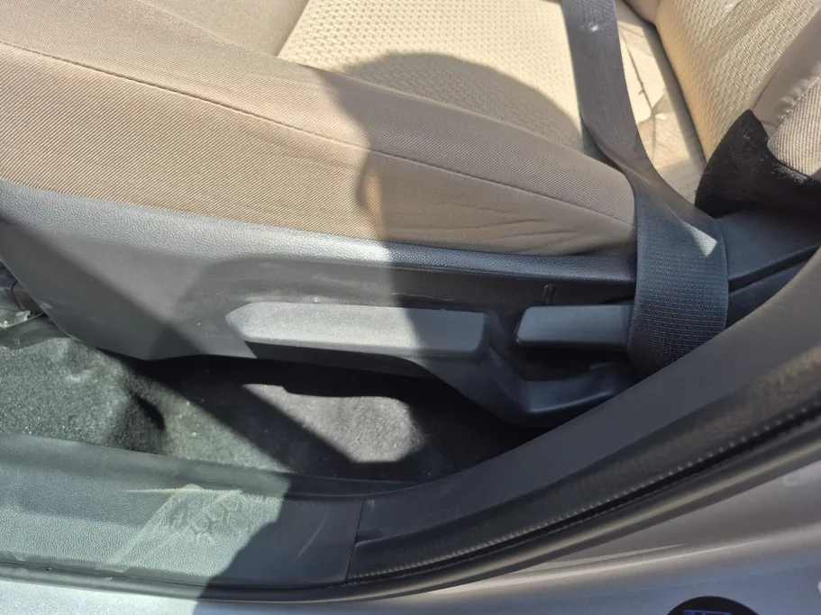 2024 Toyota Yaris  Y 