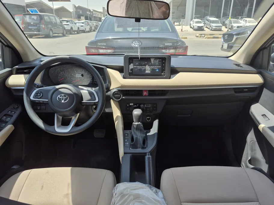 2024 Toyota Yaris  Y 