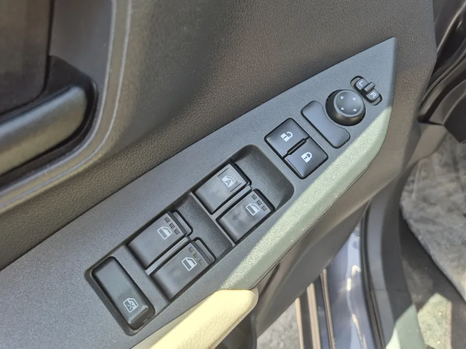 2023 Toyota Yaris  Y Plus 