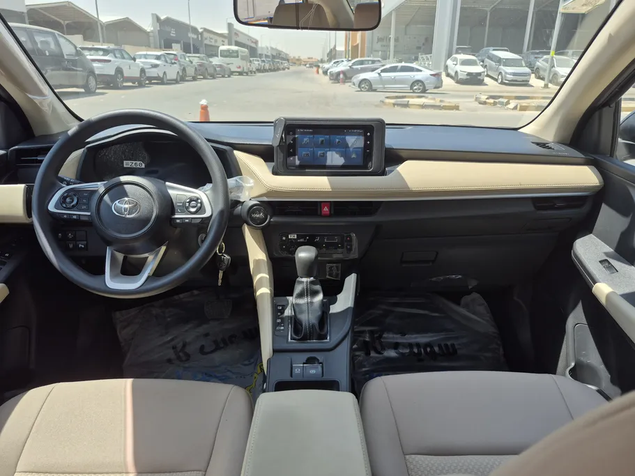 2023 Toyota Yaris  Y Plus 