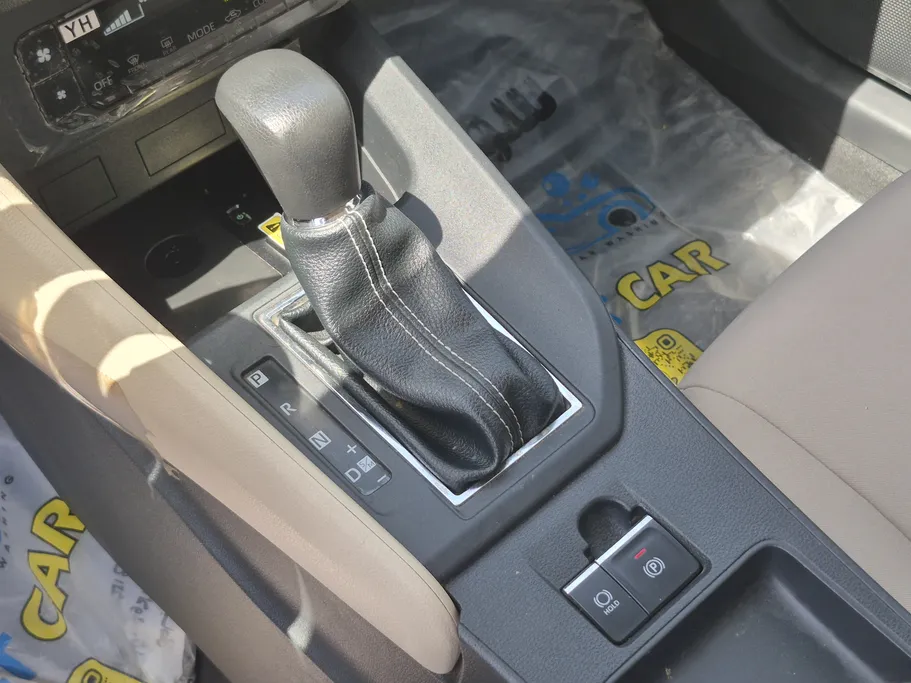 2023 Toyota Yaris  Y Plus 