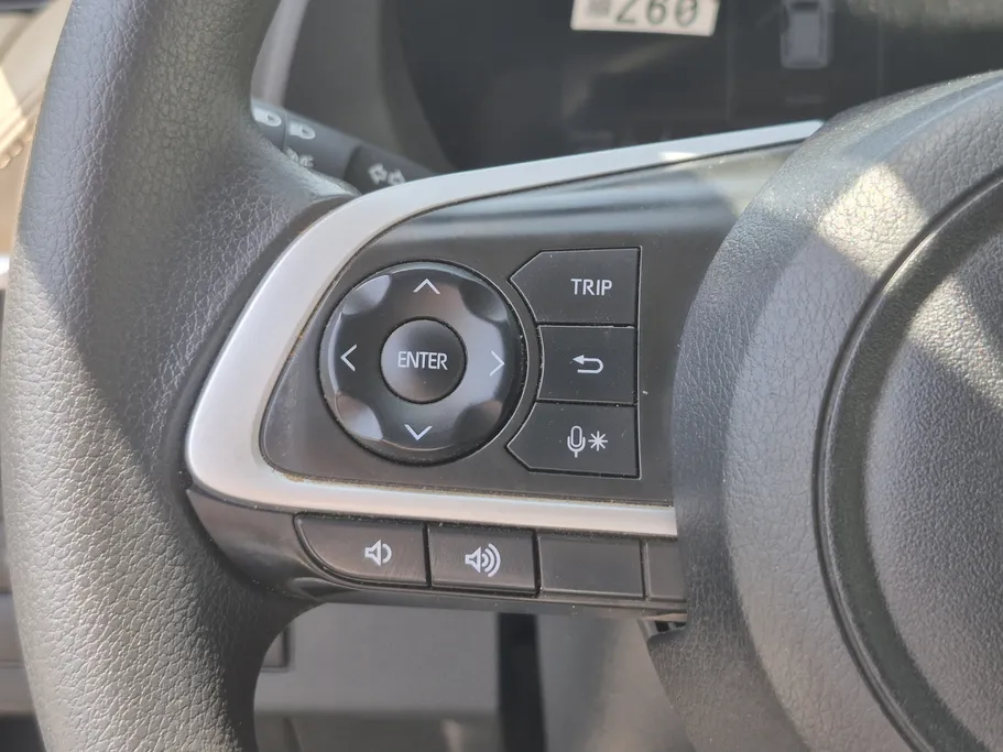 2023 Toyota Yaris  Y Plus 