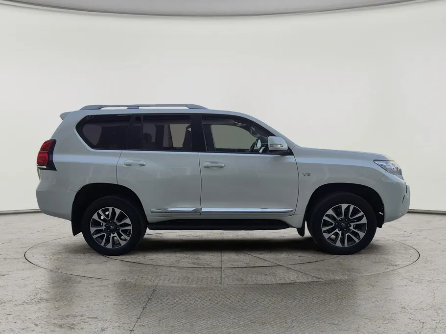 2023 Toyota Prado TXL1 V6