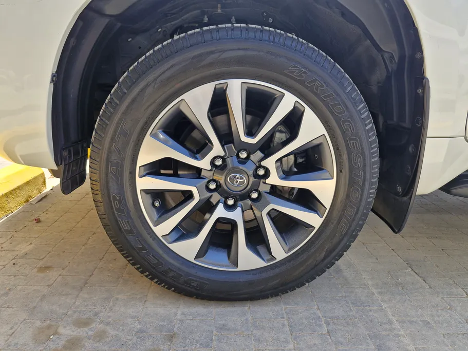 2023 Toyota Prado TXL1 V6