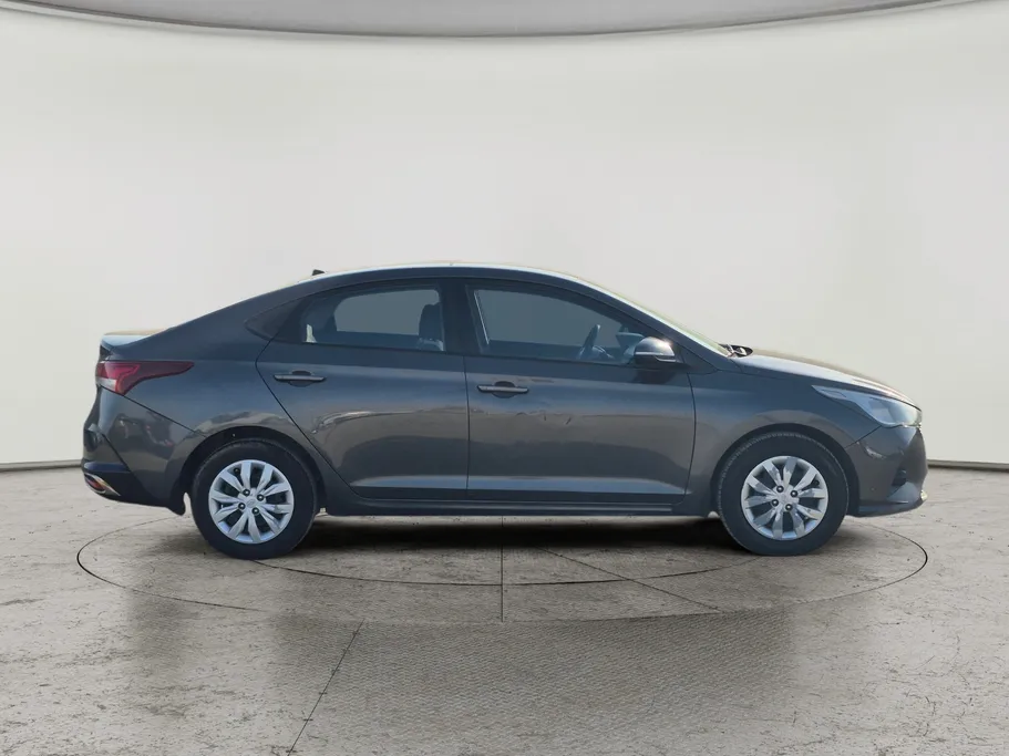 2022 Hyundai Accent Smart 