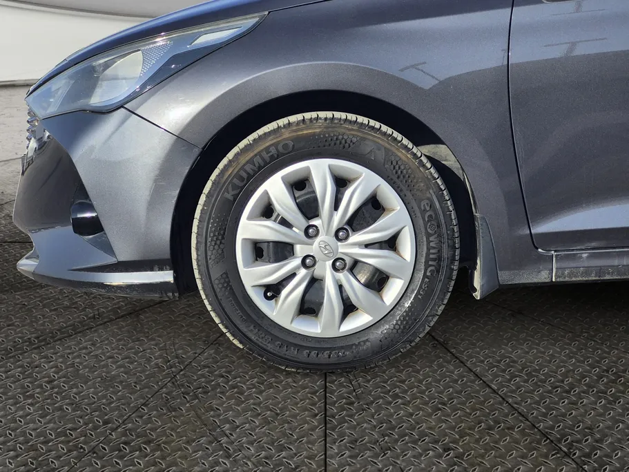 2022 Hyundai Accent Smart 