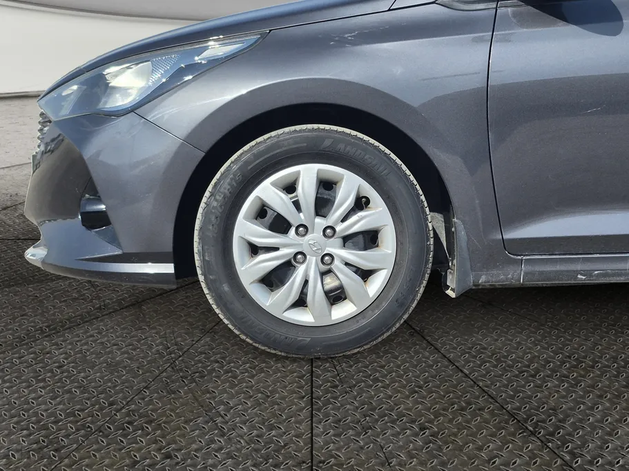 2022 Hyundai Accent Smart 