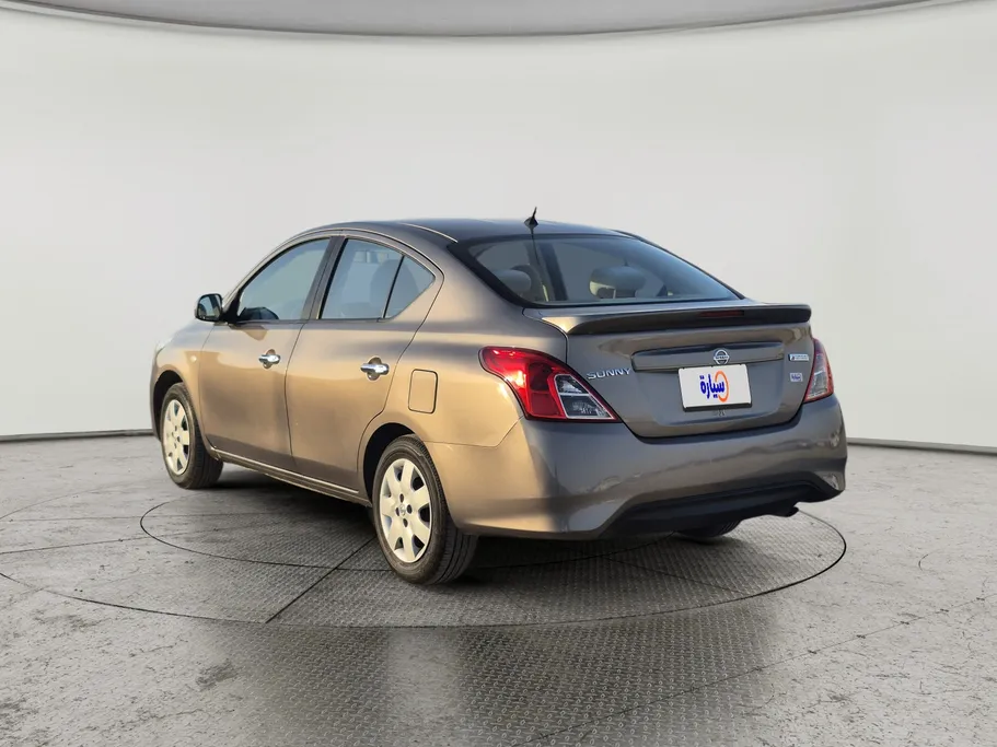 نيسان صني SV 2022 