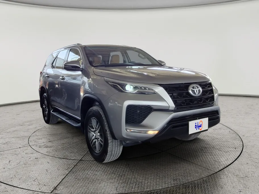 2024 Toyota Fortuner GX2 