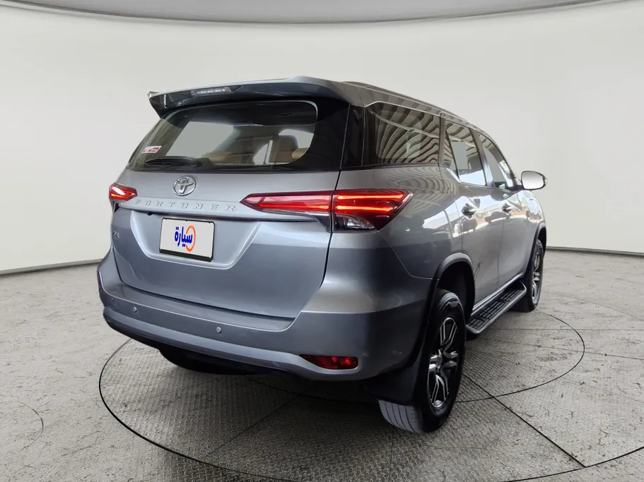2024 Toyota Fortuner GX2 