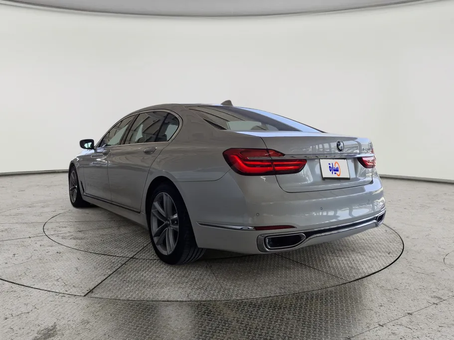 2018 BMW 7 Series 740Li 