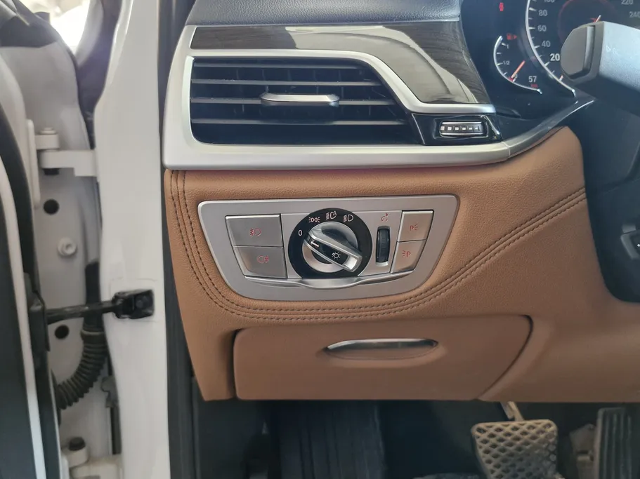 2018 BMW 7 Series 740Li 
