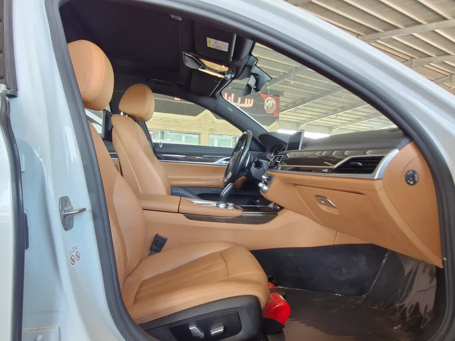2018 BMW 7 Series 740Li 