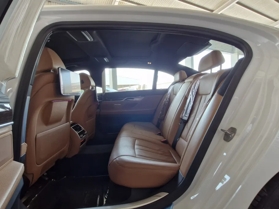 2018 BMW 7 Series 740Li 