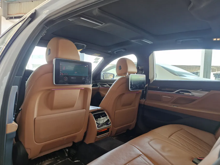 2018 BMW 7 Series 740Li 