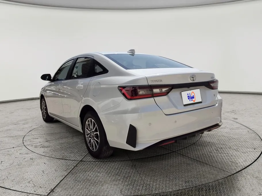 2024 Toyota Yaris  Y 