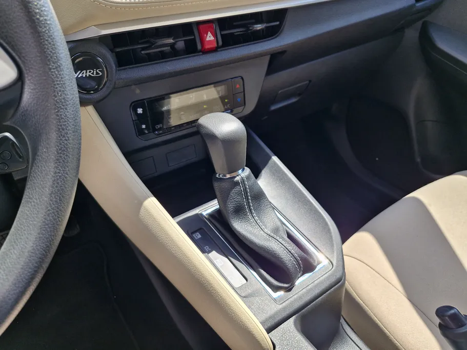 2024 Toyota Yaris  Y 