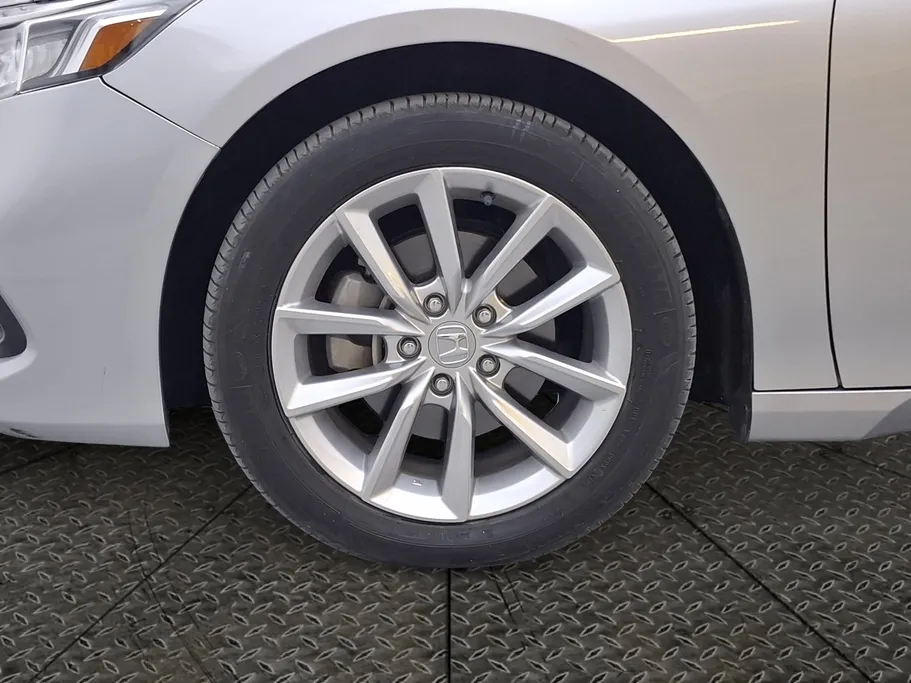 هوندا اكورد LX 2022 