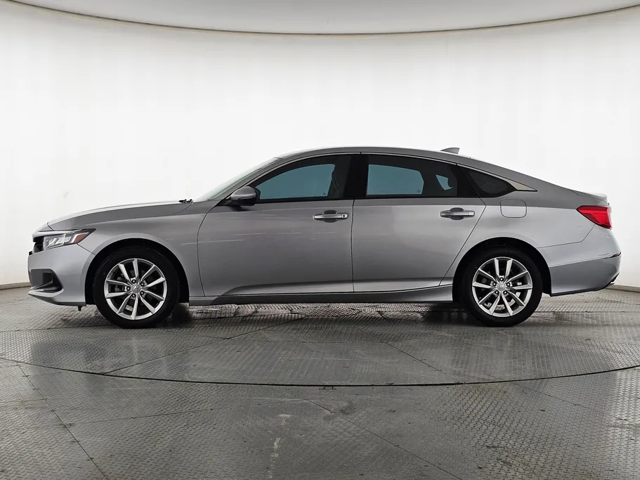 هوندا اكورد LX 2022 