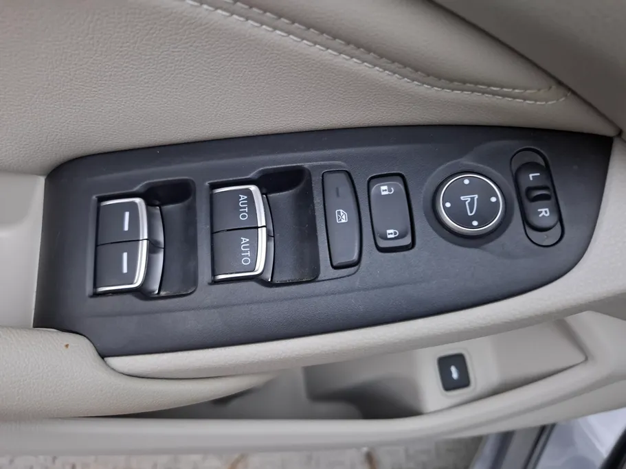هوندا اكورد LX 2022 