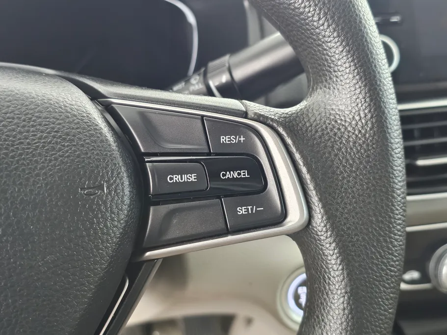 هوندا اكورد LX 2022 