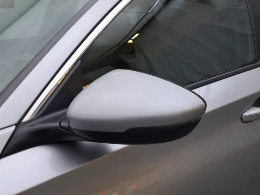 هوندا اكورد LX 2022 