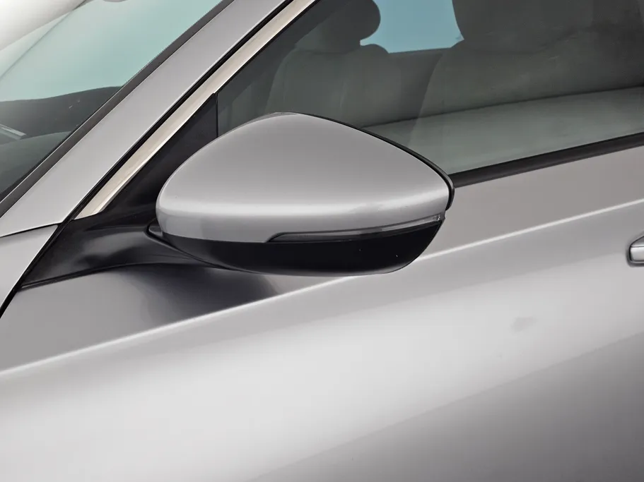 هوندا اكورد LX 2022 